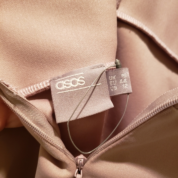 Asos maternity dress - Picture 8 of 9